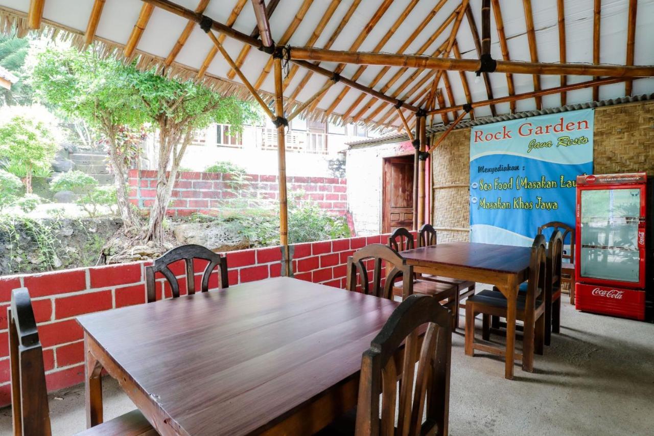 Rock Garden Homestay & Resto Tepus Екстериор снимка