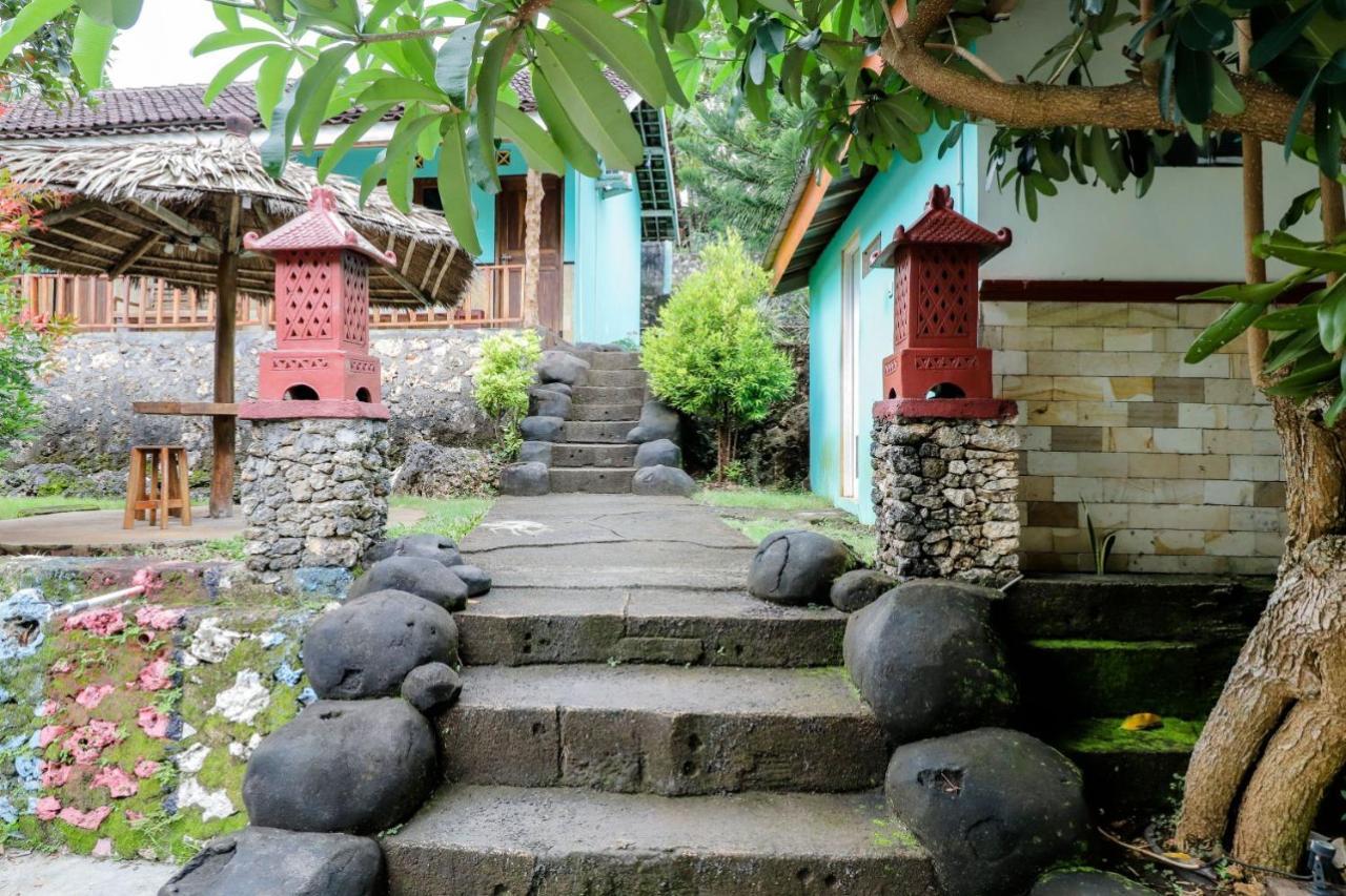 Rock Garden Homestay & Resto Tepus Екстериор снимка