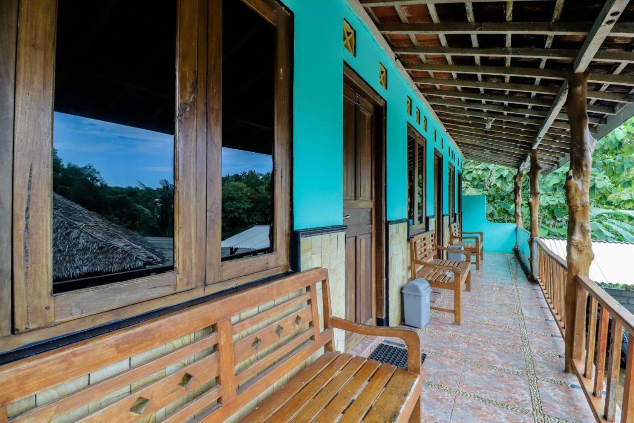 Rock Garden Homestay & Resto Tepus Екстериор снимка