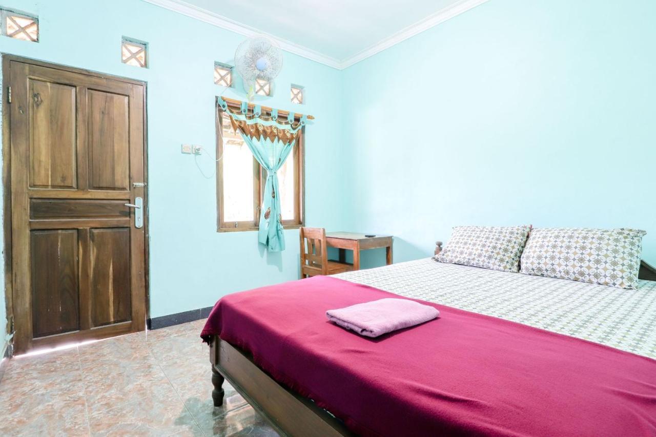Rock Garden Homestay & Resto Tepus Екстериор снимка