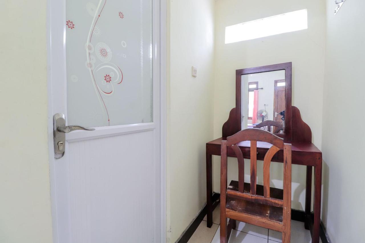 Rock Garden Homestay & Resto Tepus Екстериор снимка
