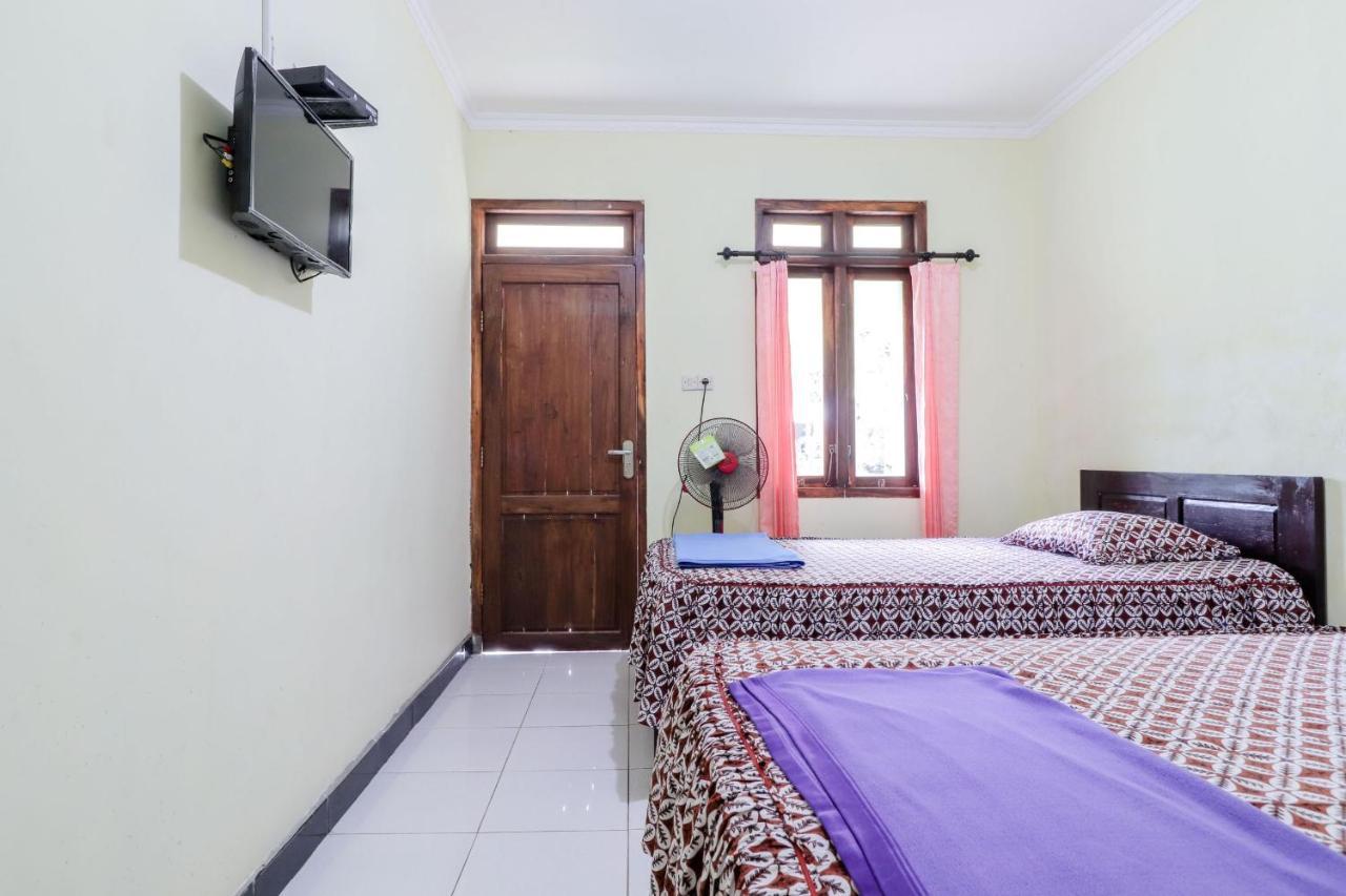 Rock Garden Homestay & Resto Tepus Екстериор снимка